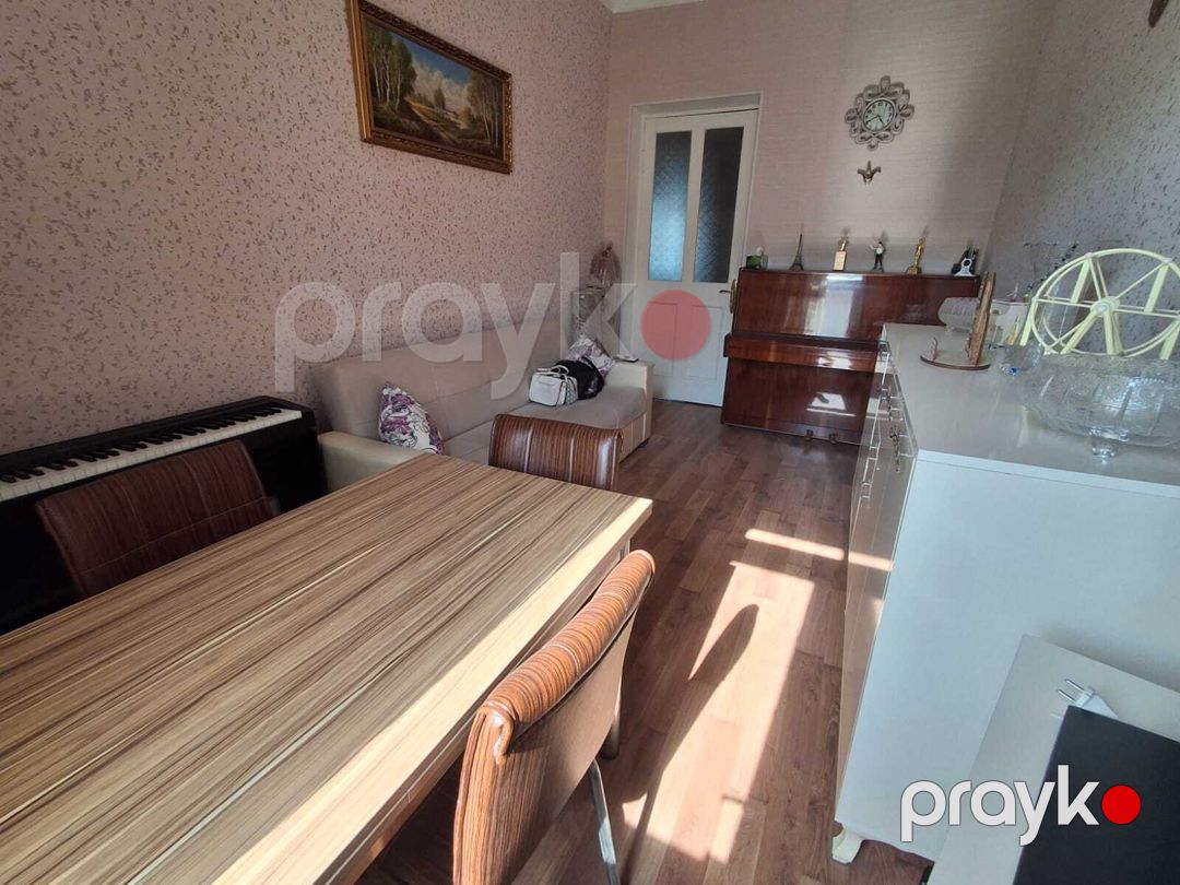 Satılır 2 otaqlı köhnə tikili 55 m² — Mənzil, Bakı (2)