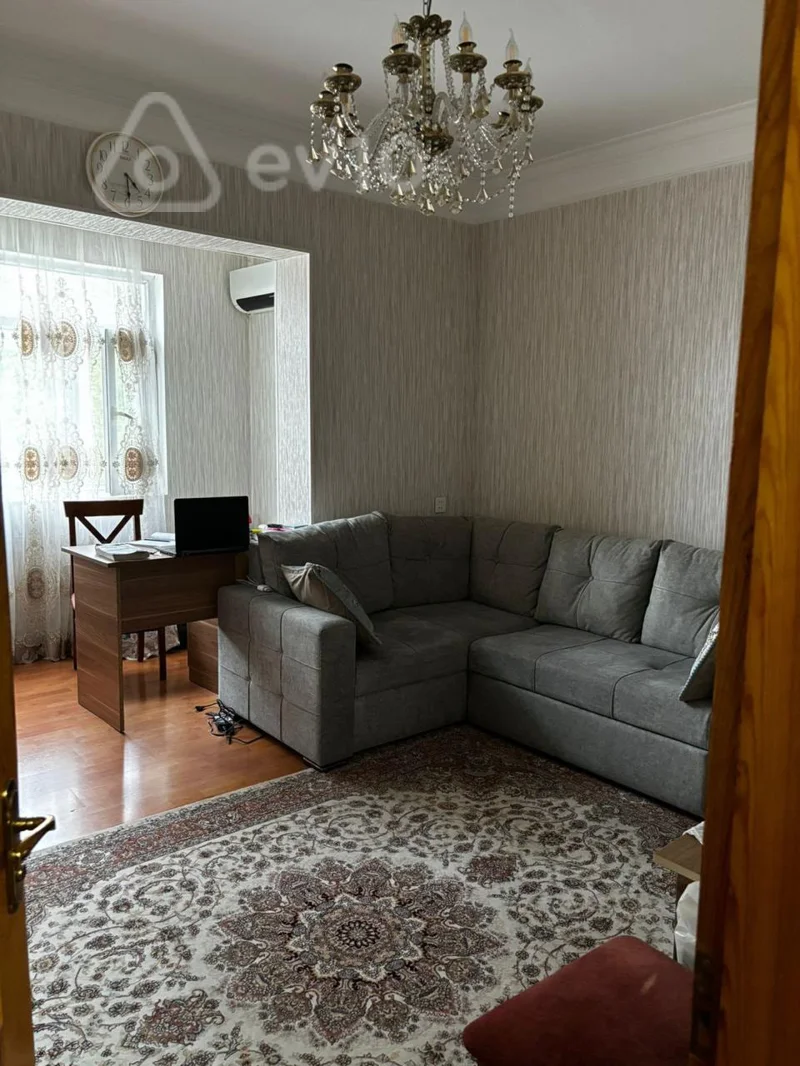 2 otaqlı mənzil, 42 m², Əcəmi Naxçıvani — kirayə — Bakı
