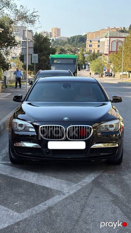 BMW 750, 4.4 L, 2009 il, 57 000 km — Bakı