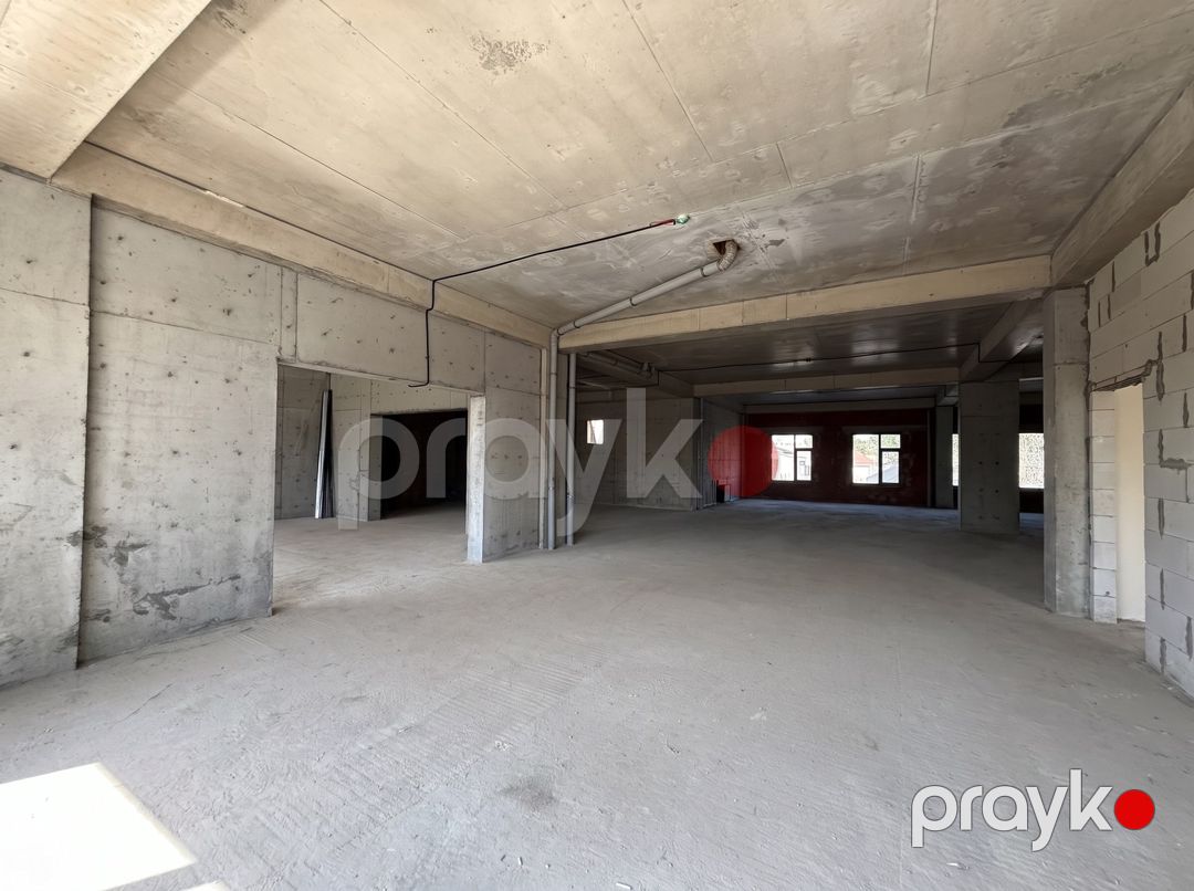 Satılır obyekt 302 m² — Əmlak, Bakı (5)