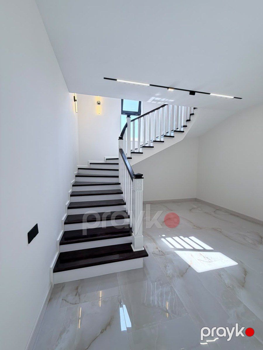 Satılır 5 otaqlı həyət evi/bağ evi 220 m² — Ev, villa, Bakı (12)