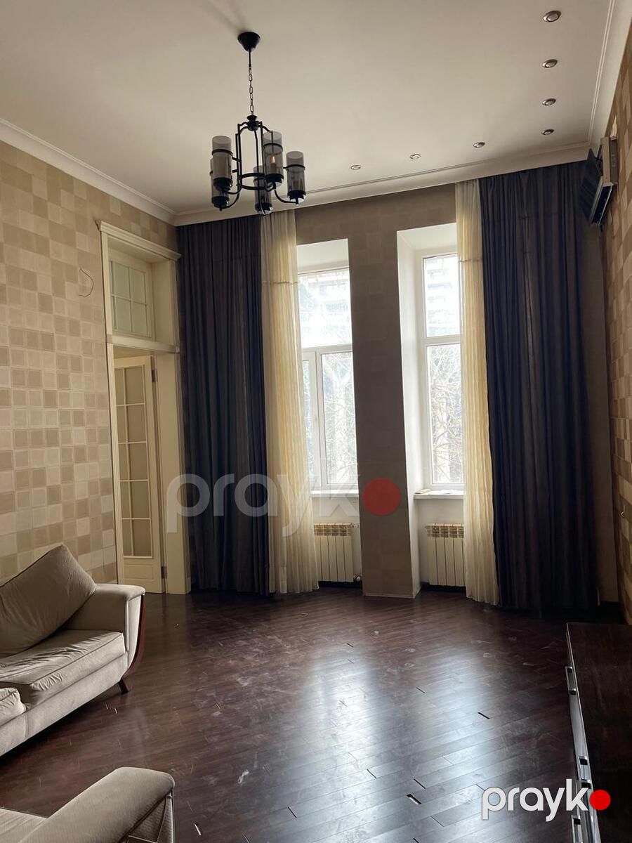 İcarəyə verilir 7 otaqlı köhnə tikili 200 m² — Mənzil, Bakı (6)