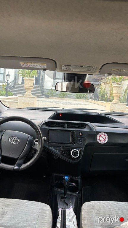 Toyota Aqua, 1.5 L, 0.87 kWh, 2017 il, 270 000 km — Avtomobillər, Bakı (3)