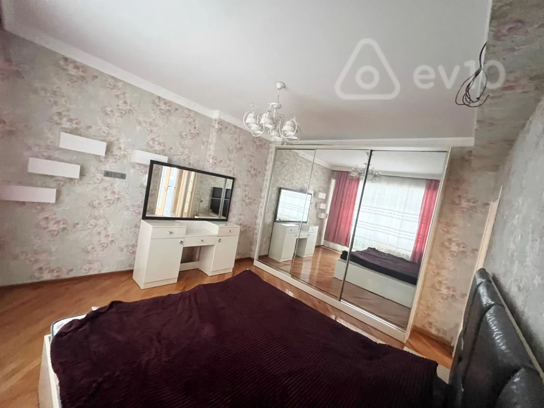 3 otaqlı mənzil, 110 m², 20 yanvar metrosunun yaxınlığı — kirayə — Mənzil, Bakı (2)