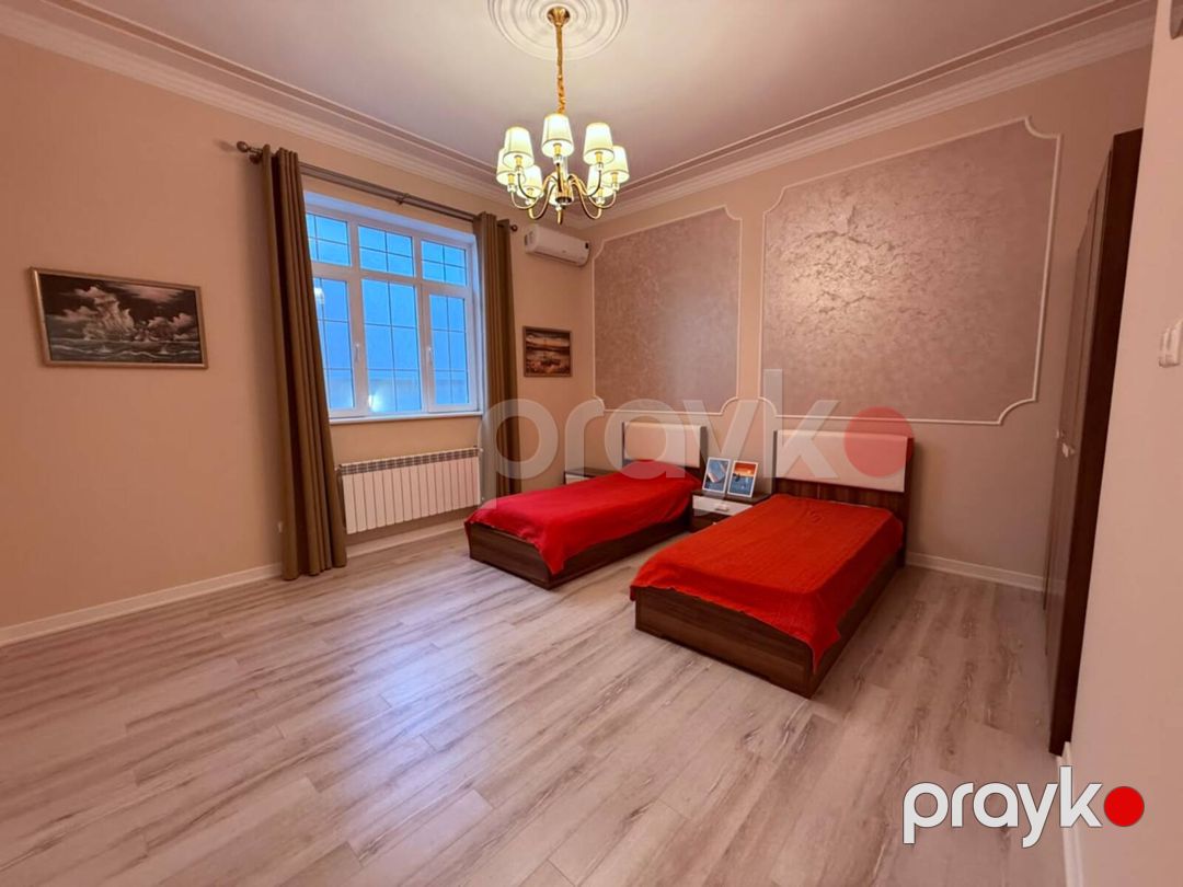 Satılır 5 otaqlı həyət evi/bağ evi 300 m² — Ev, villa, Bakı (10)