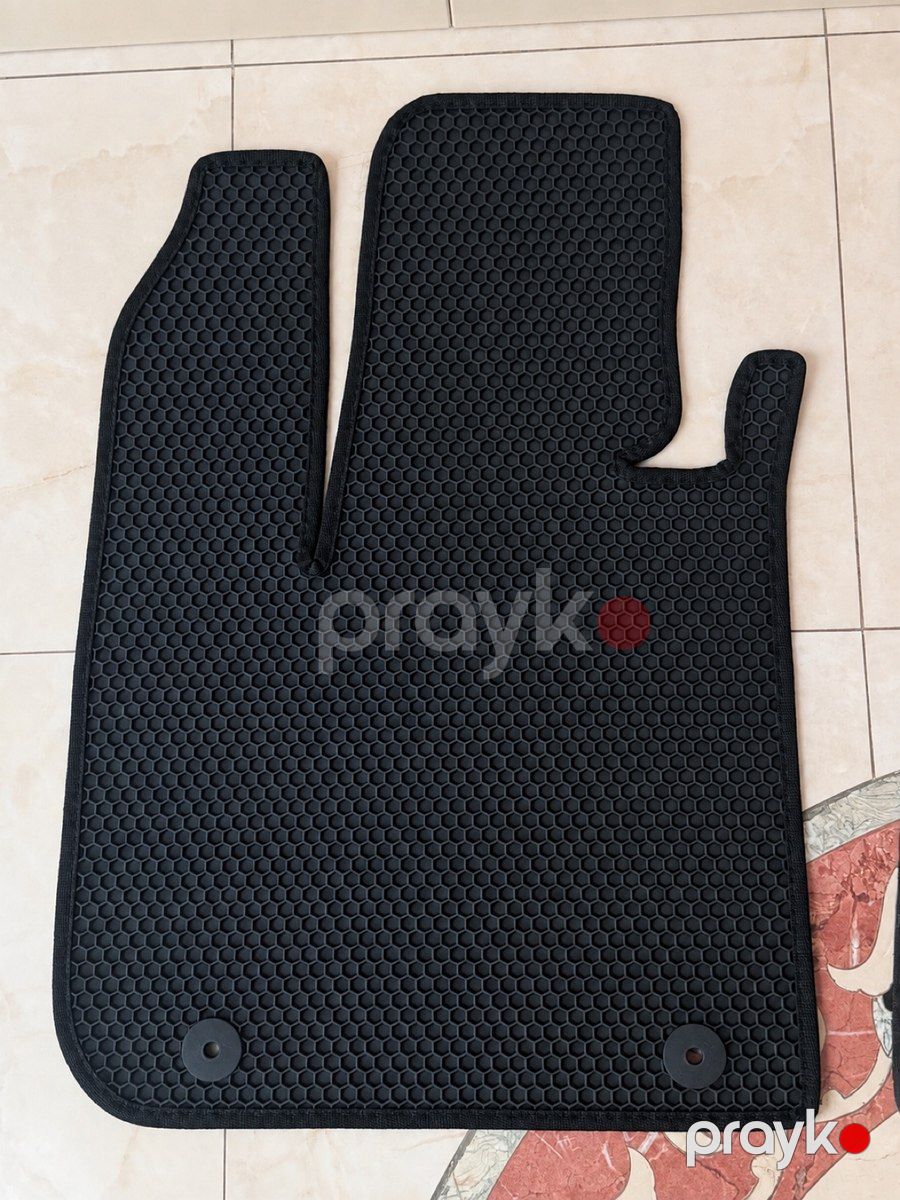Lynk & Co 900 üçün salon ayaqaltıları — Ehtiyat hissələri və aksesuarlar, Bakı (2)