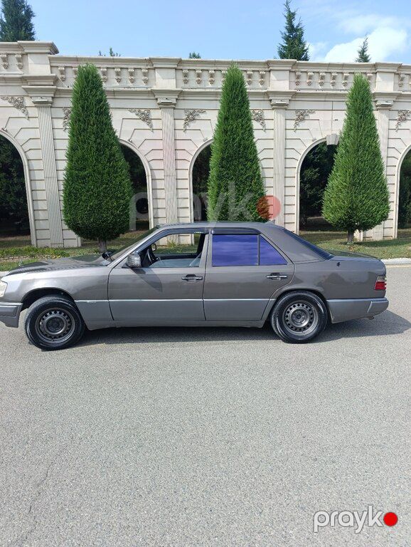 Mercedes 220 E, 2.2 L, 1989 il, 136 452 km — Avtomobillər, Gəncə (4)