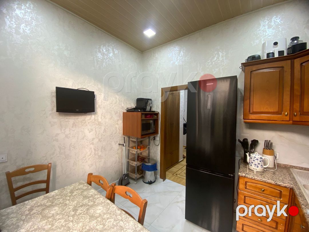 Satılır 4 otaqlı köhnə tikili 100 m² — Mənzil, Bakı (6)
