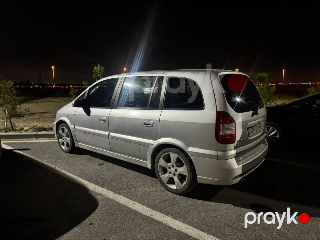 Opel Zafira, 2.2 L, 2004 il, 289 000 km — Avtomobillər, Quba (9)