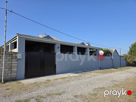 Satılır 4 otaqlı həyət evi/bağ evi 110 m² — Xaçmaz