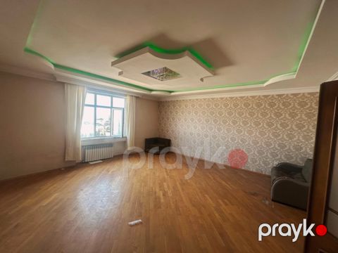 Satılır 3 otaqlı yeni tikili 130 m² — Bakı