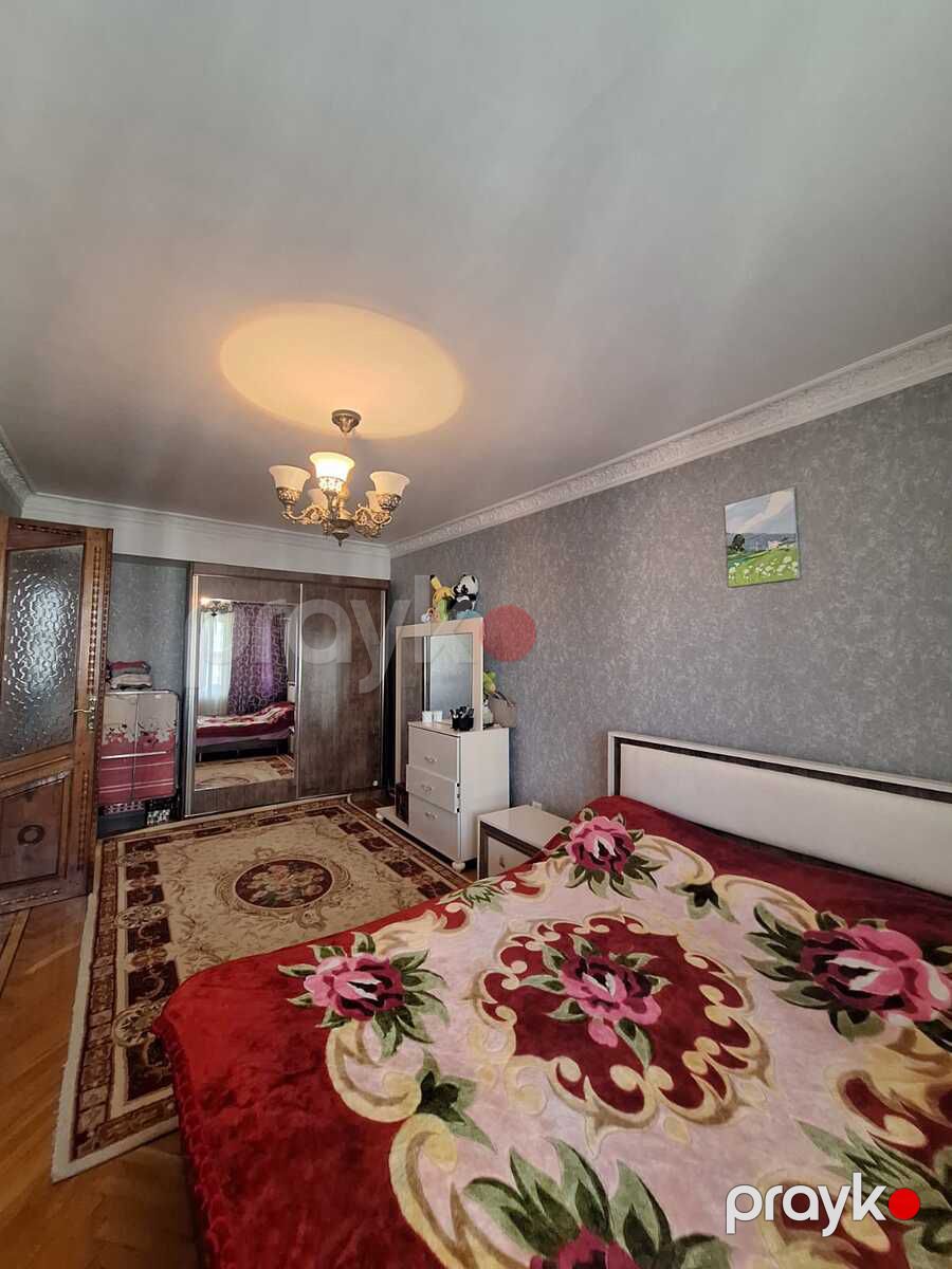 Satılır 2 otaqlı köhnə tikili 75 m² — Mənzil, Bakı (4)