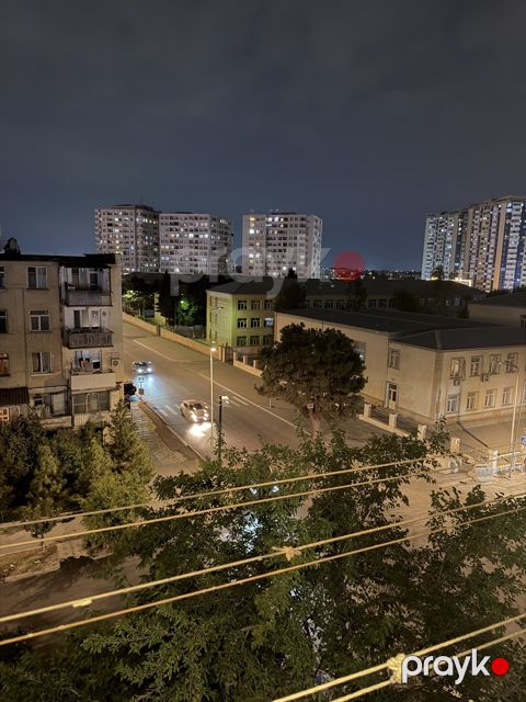 Satılır 2 otaqlı köhnə tikili 55 m² — Bakı