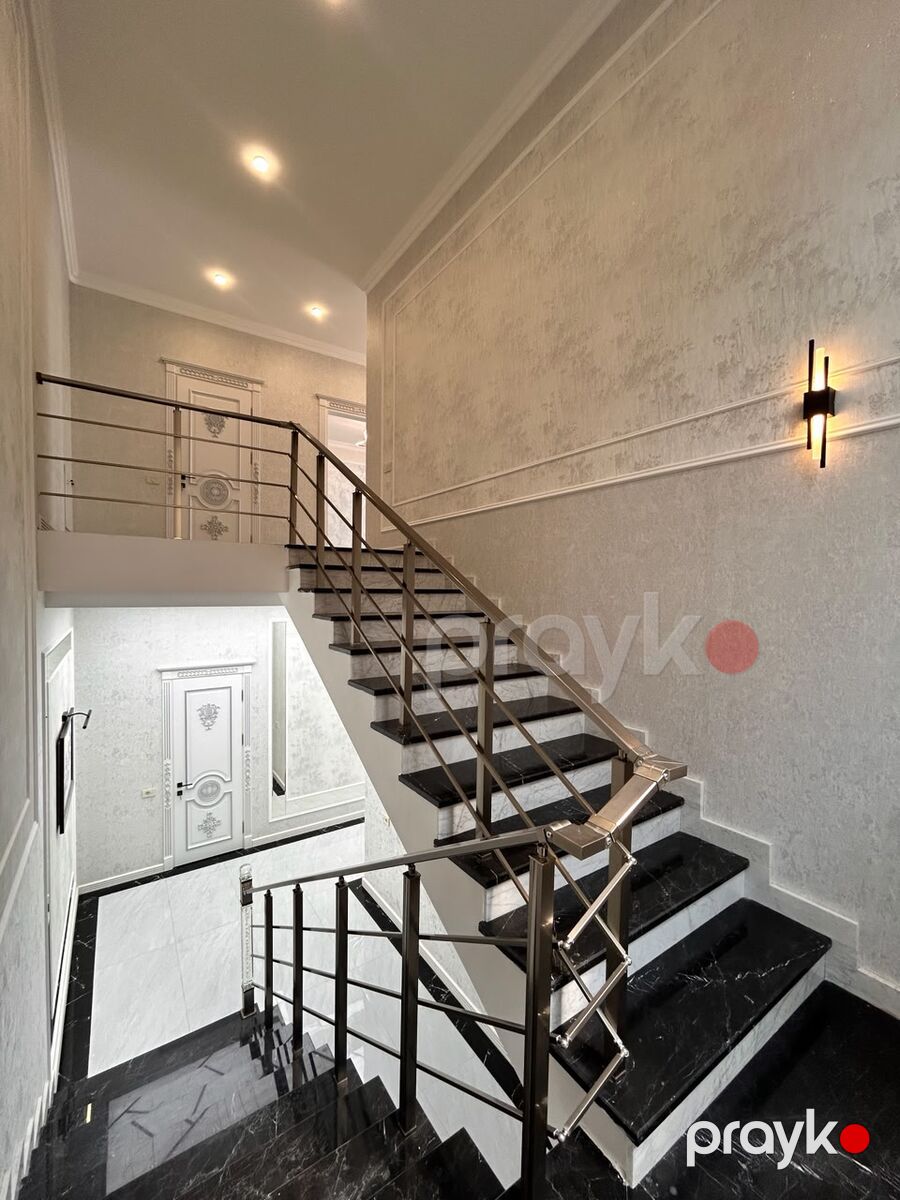 Satılır 4 otaqlı həyət evi/bağ evi 270 m² — Ev, villa, Bakı (11)