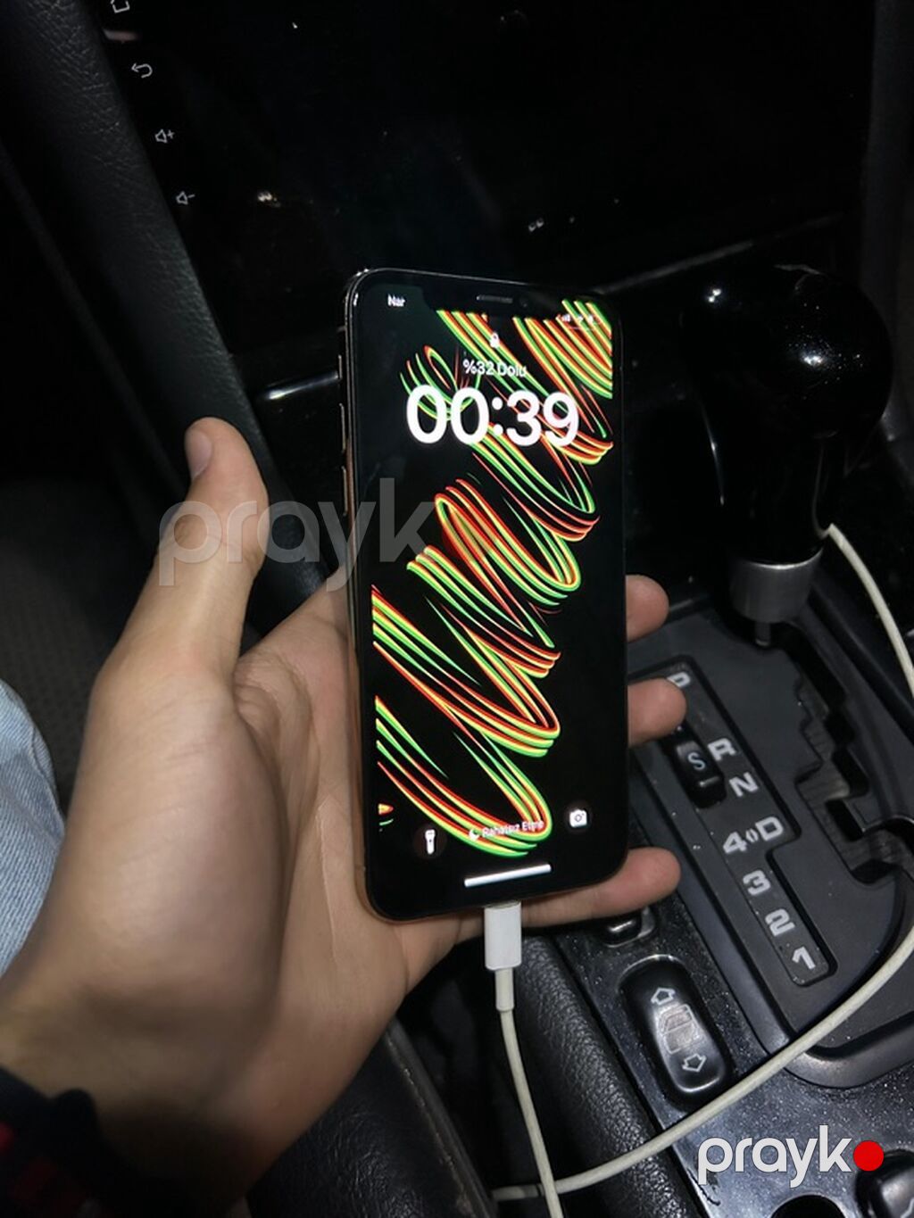 IPhone xs 64 face id işləmir 57% orginak pil ekran dəyişib qiymət — Foto, video xidmətləri, Bakı (2)