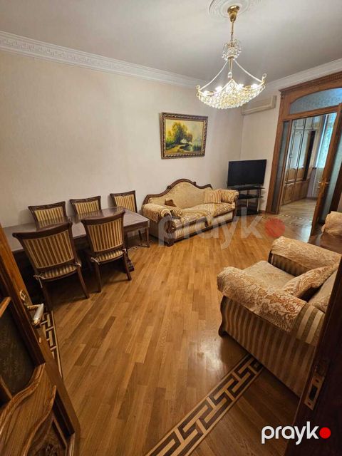 İcarəyə verilir 3 otaqlı köhnə tikili 100 m² — Bakı