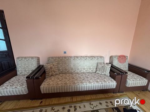 Satilir.az İstifade Olunub Klassik üslubda 3-lü salon dəsti — Digah