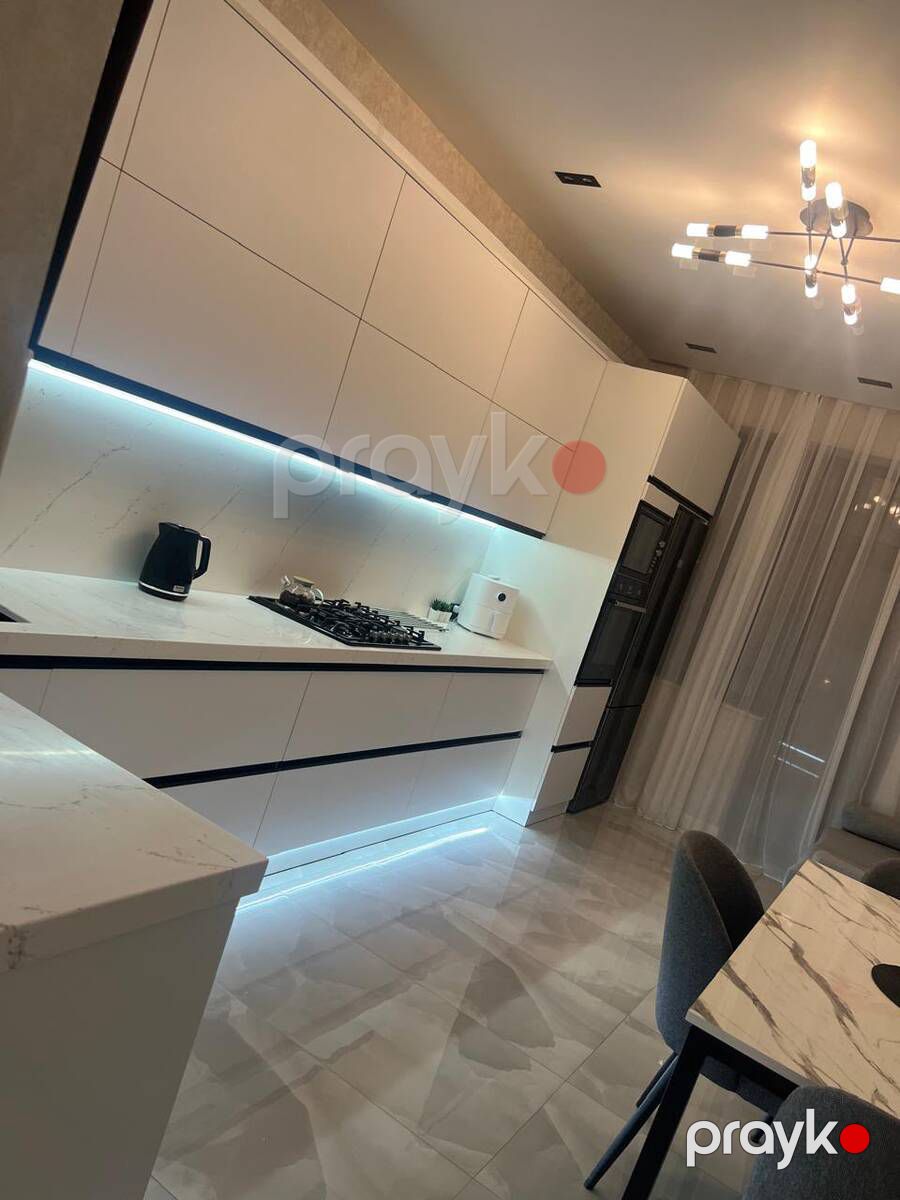 Satılır 4 otaqlı yeni tikili 172 m² — Mənzil, Bakı (8)