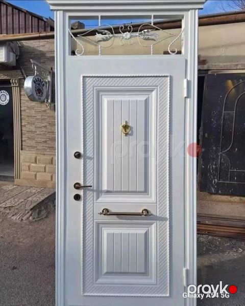 Seyf qapılar — Bakı