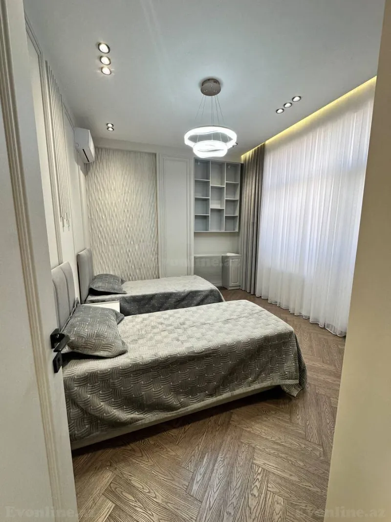 Satılır 3 otaqlı Mənzil Yeni tikili 135 m² Bakı, Nəsimi r., Nizami m — Mənzil, Bakı (8)