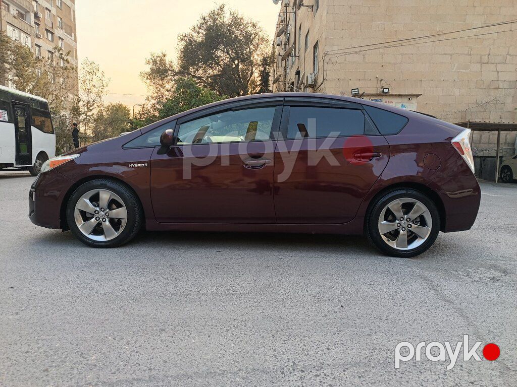 Toyota Prius, 1.8 L, 1.3 kWh, 2013 il, 412 797 km — Avtomobillər, Bakı (3)