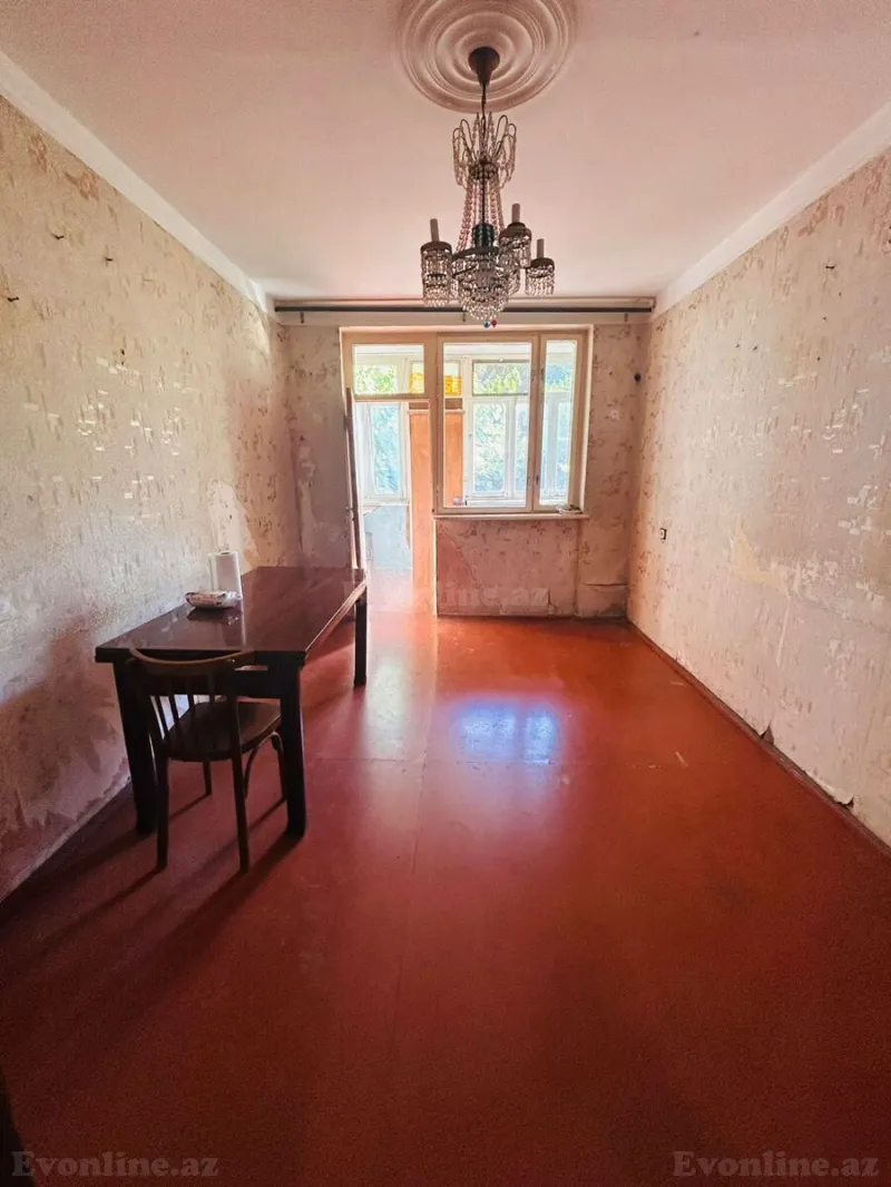 Satılır 5 otaqlı Mənzil Köhnə tikili 112.3 m² Xırdalan — Xırdalan