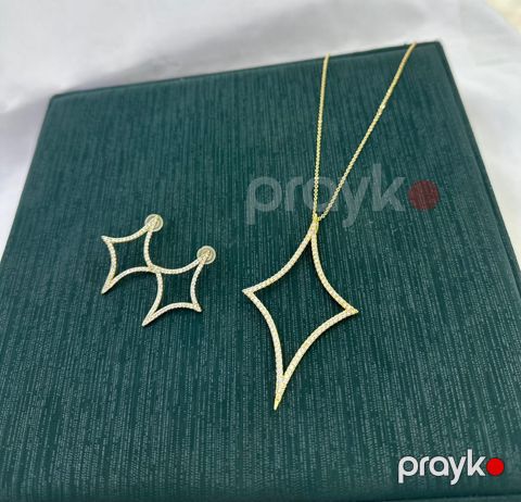 Qadın üçün yeni model sırğa və boyunbağı — Bakı