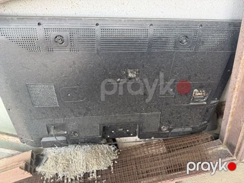LED televizor (təxminən 40–50 düym) - Panel: Yastı LED ekran, nazik — Bakı