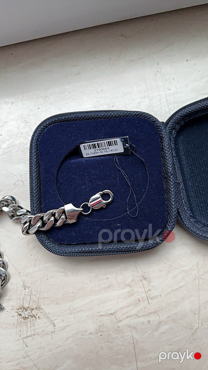 Qolbaq Tommy Hilfiger — Şəxsi əşyalar, Bakı (2)