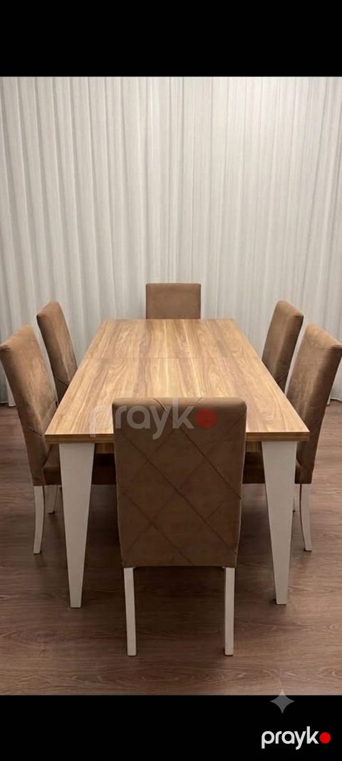 Embavooddan almışam stol 6stul.Açılan stoldu.Qiymet 370 azn.Ünvan — Bakı