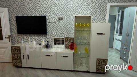 İşlənmiş, TV altlığı, Servant — Bakı