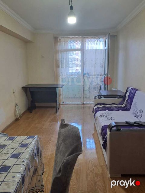 Satılır 2 otaqlı köhnə tikili 40 m² — Bakı