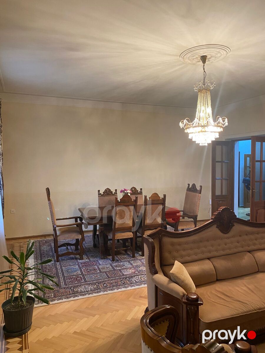 Satılır 4 otaqlı köhnə tikili 100 m² — Mənzil, Bakı (11)