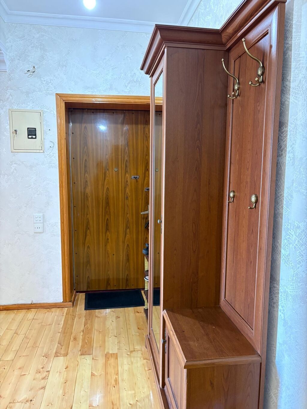 Kiraye ev_tibb unversetine yaxin 9/7 mertebesinde 4 otaqli ev 900 azn — Mənzil, Bakı (7)