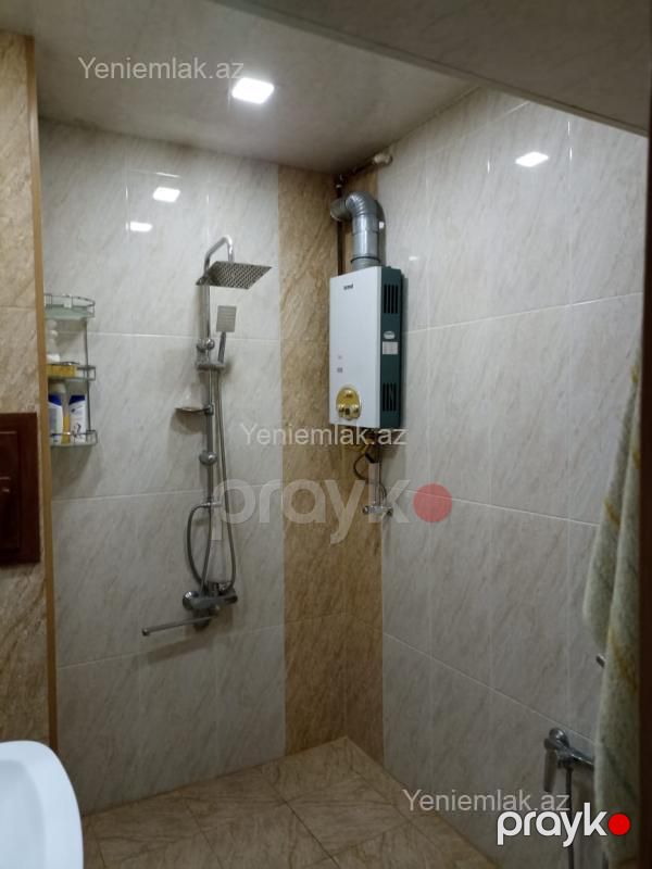 Satılır 1 otaqlı Bina evi menzil (Köhnə tikili), 40 m², Suraxanı rayonu — Mənzil, Bakı (8)