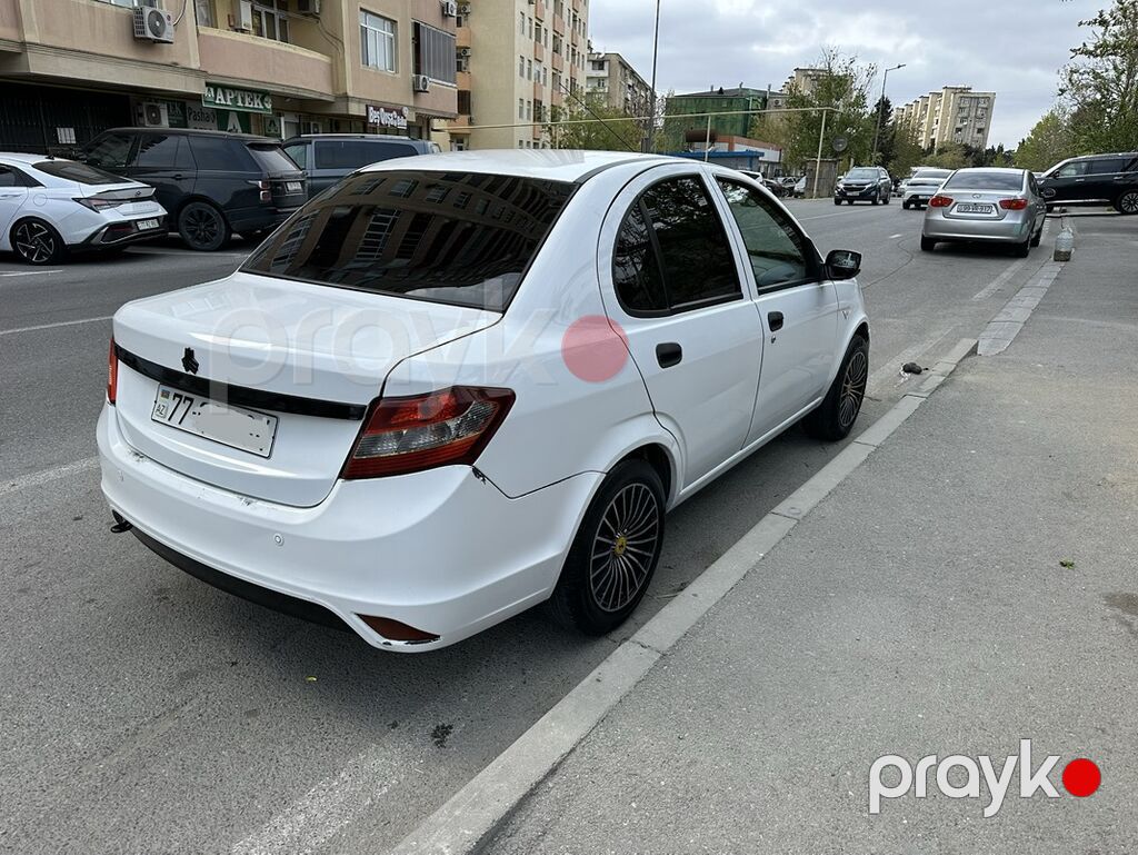 Saipa saina arxa bufer satilir Stoplar satılır Arxa bufer qırığı çatı — Kuzov hissələri, Bakı (2)