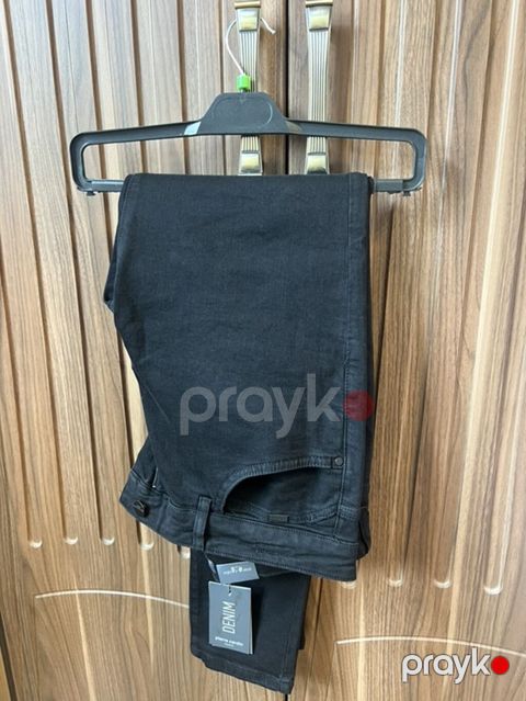 Cins şalvar, Pierre Cardin