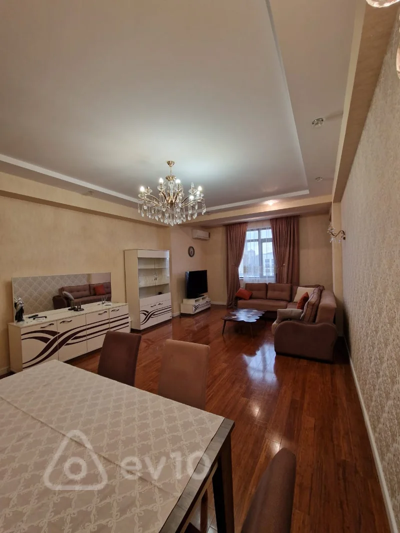 4 otaqlı mənzil, 190 m², Səməd Vurğun Bağının yaxınlığı — kirayə — Bakı