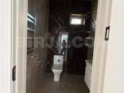 Savalan yaşayış massivində 4 otaqlı ev satılır — Ev, villa (2)