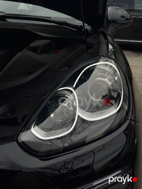 Porsche Cayenne farası — Bakı