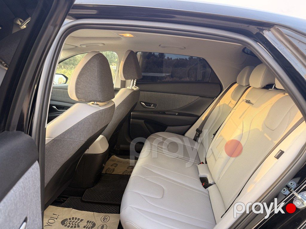 Hyundai Elantra, 2.0 L, 2025 il, 17 500 km — Avtomobillər, Bakı (5)
