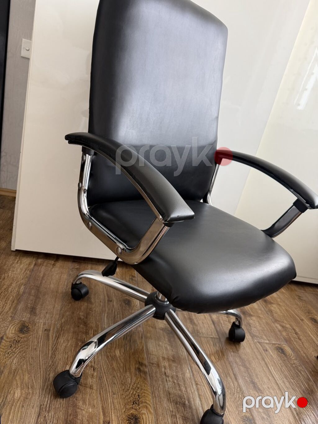 Ofis kreslosu – qara rəng, yüksək arxa dayaq - Material: asan — Ofis mebeli, Bakı (3)