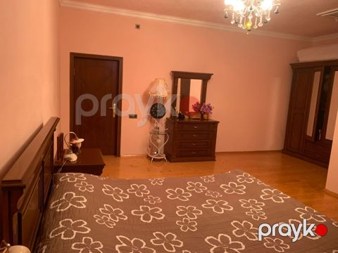 Satılır 5 otaqlı həyət evi/bağ evi 200 m² — Bakı