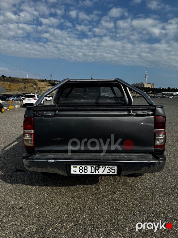 Toyota Hilux, 2.5 L, 2013 il, 440 000 km — Avtomobillər, Bakı (5)
