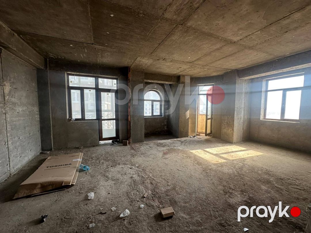 Satılır 4 otaqlı yeni tikili 178 m² — Mənzil, Bakı (2)