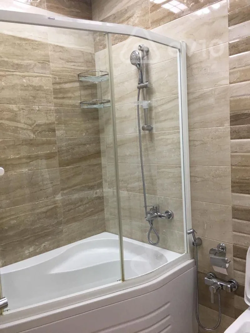 3 otaqlı mənzil, 146 m², F.Qasımzadə küç. — kirayə — Mənzil, Bakı (11)