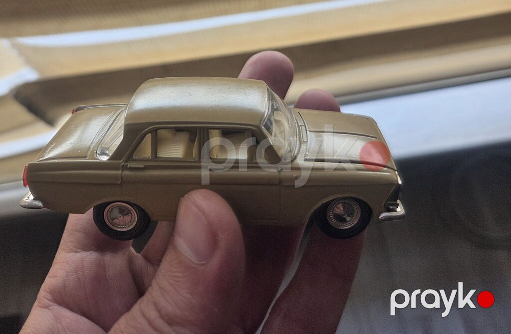 Moskviç 408 maket avtomobil – 1:43 miqyas - Model: Moskvich 408 sedan — Modellar, Bakı (2)