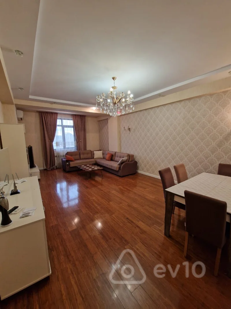 4 otaqlı mənzil, 190 m², Səməd Vurğun Bağının yaxınlığı — kirayə — Mənzil, Bakı (3)