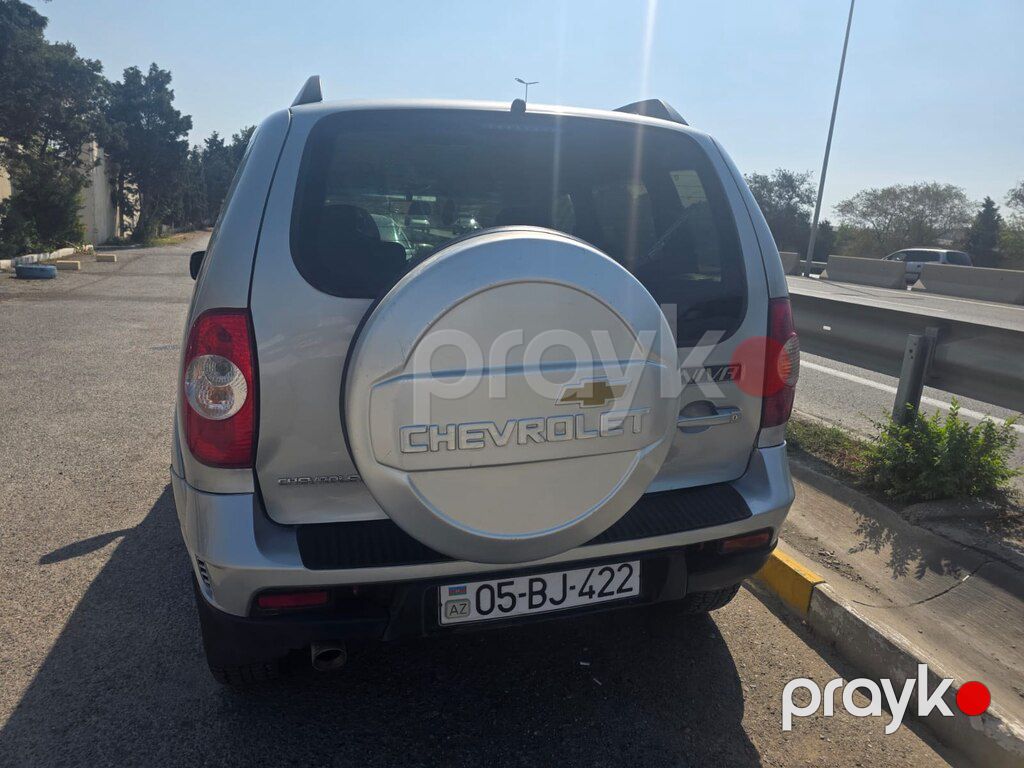 Chevrolet Niva, 1.7 L, 2015 il, 105 596 km — Avtomobillər, Bakı (8)