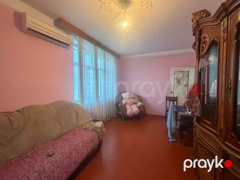 Satılır 2 otaqlı köhnə tikili 65 m² — Bakı